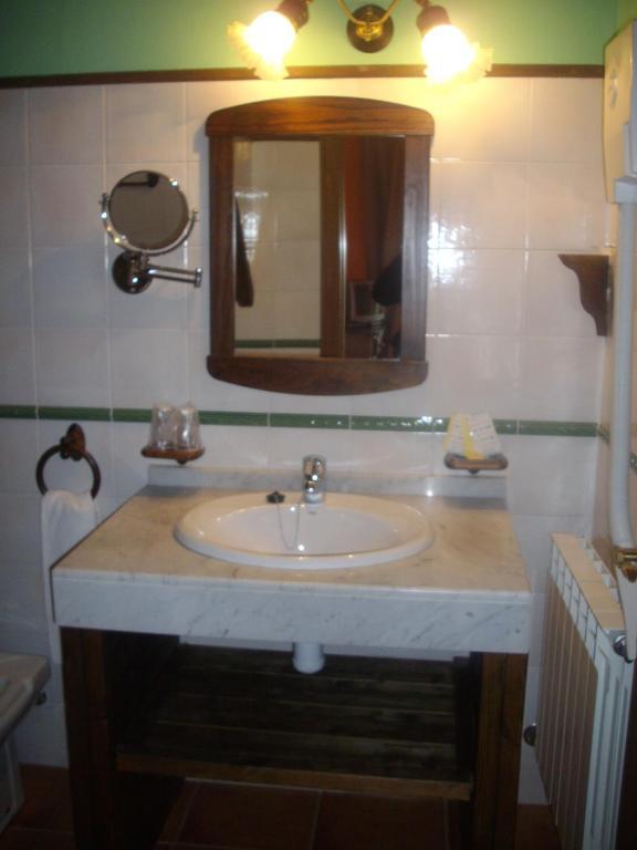 Hotelet De Hotel 2*